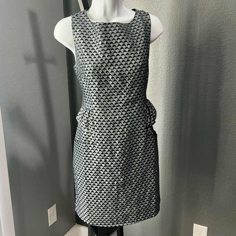Boutique Dress with Pockets!! NWT​